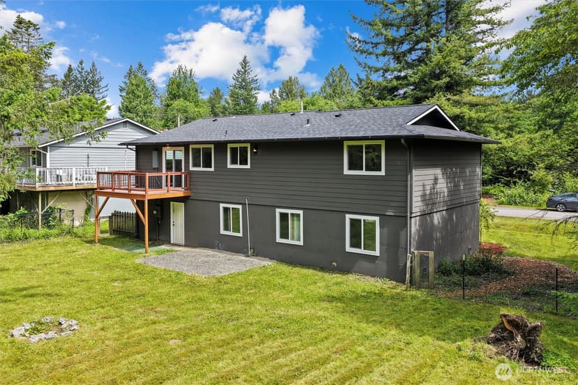 Property photo for 39845 SE Spruce Street, Snoqualmie photo 27