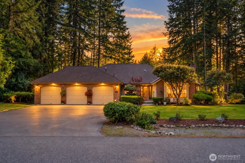 Property photo for 17121 SE 331st Street, Auburn