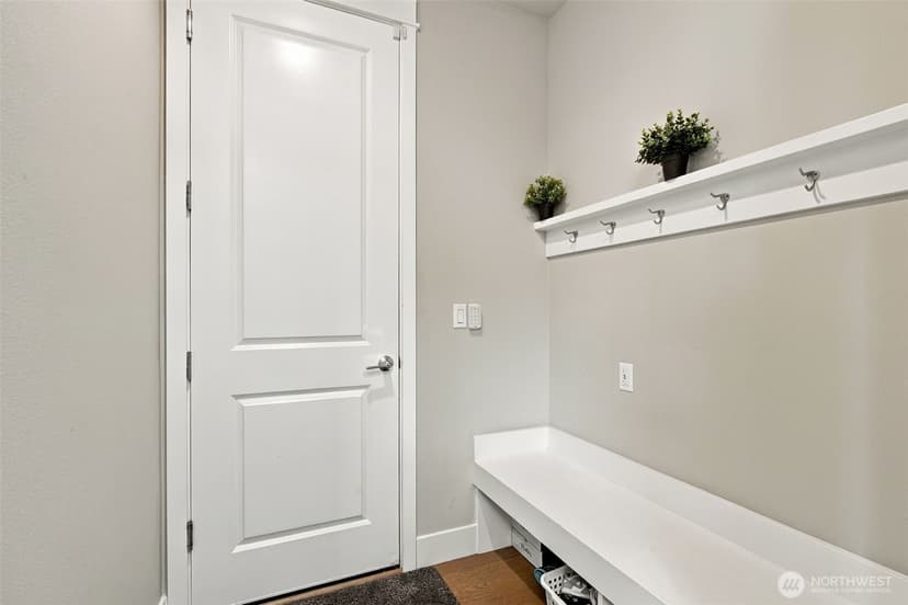 Property photo for 31357 43rd Place SW, Federal Way photo 15
