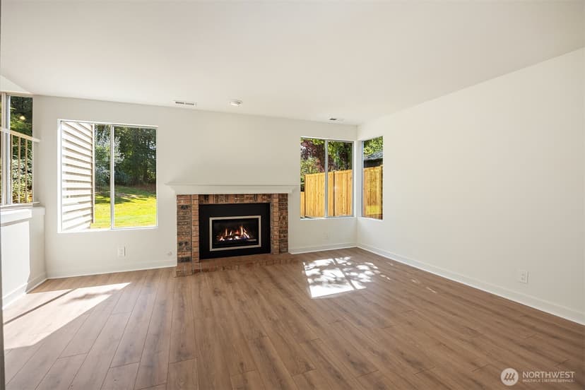 Property photo for 11825 NE 167th Street, Bothell photo 13