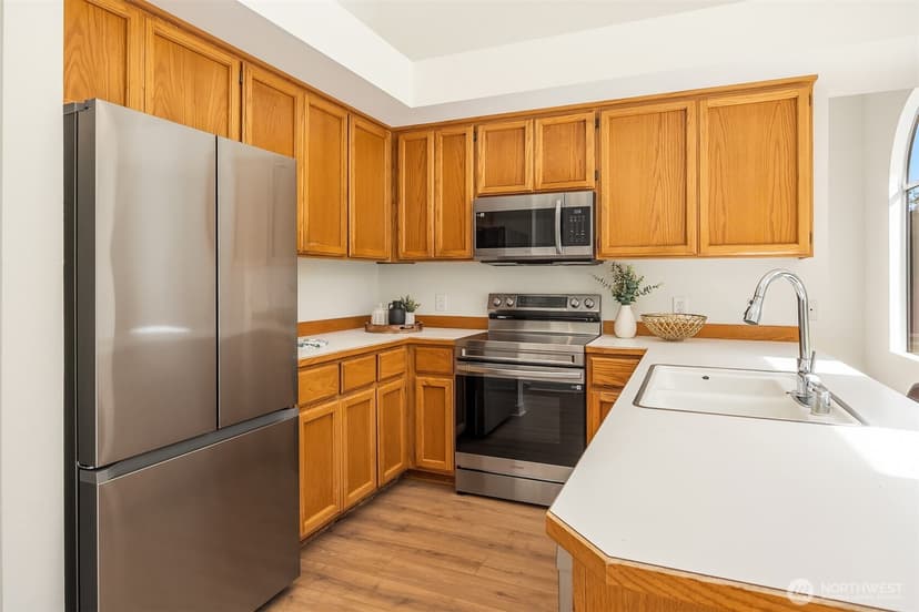 Property photo for 11825 NE 167th Street, Bothell photo 9