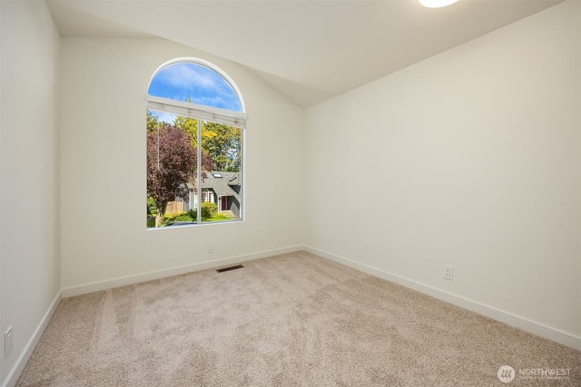 Property photo for 11825 NE 167th Street, Bothell photo 19