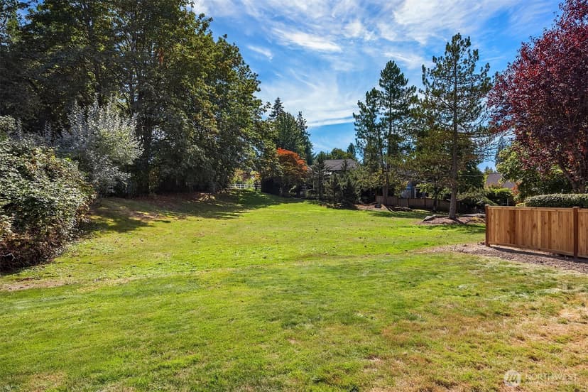 Property photo for 11825 NE 167th Street, Bothell photo 23