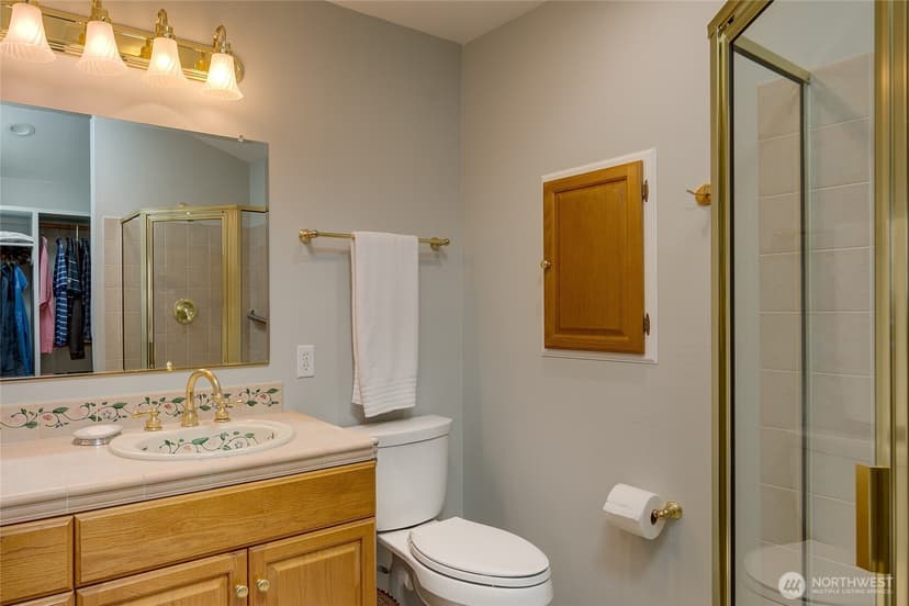 Property photo for 11719 103rd Avenue NE, Kirkland photo 17