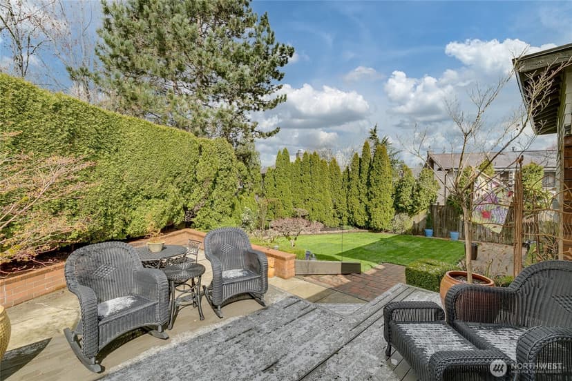 Property photo for 11719 103rd Avenue NE, Kirkland photo 10