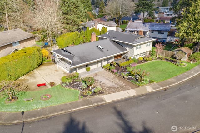 Property photo for 11719 103rd Avenue NE, Kirkland photo 2