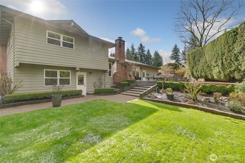 Property photo for 11719 103rd Avenue NE, Kirkland photo 13