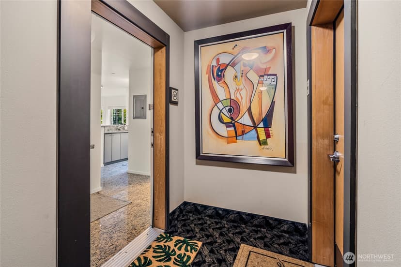 Property photo for 1125 E Olive #202, Seattle photo 2