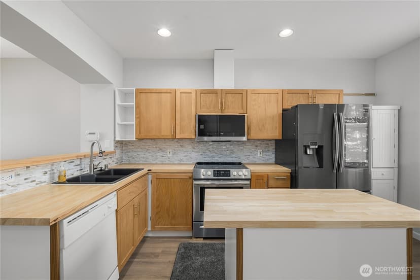 Property photo for 6231 S 233rd Street #25-2, Kent photo 4