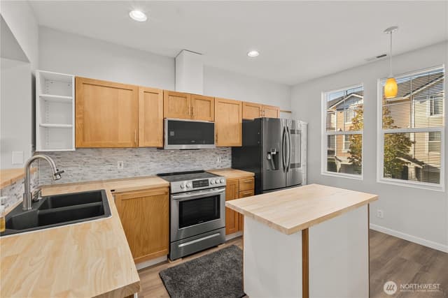 Property photo for 6231 S 233rd Street #25-2, Kent photo 5
