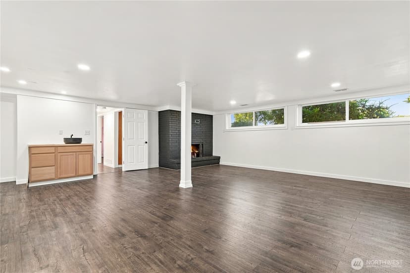 Property photo for 2455 Lenore Drive, Tacoma photo 25