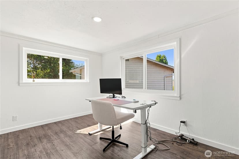Property photo for 2455 Lenore Drive, Tacoma photo 21