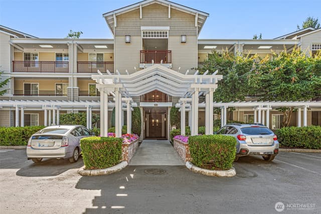 Property photo for 1805 134th Avenue SE #10, Bellevue