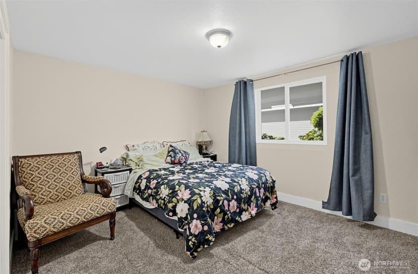 Property photo for 1450 Alameda Avenue W #1, Fircrest photo 17
