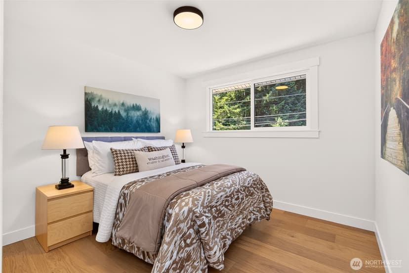 Property photo for 19624 62nd Avenue NE, Kenmore photo 14