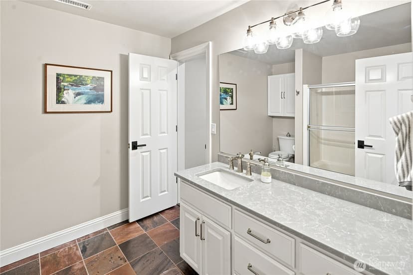 Property photo for 709 25th Avenue NW, Gig Harbor photo 36