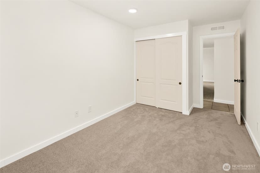 Property photo for 14014 Juanita Drive NE #B2, Kirkland photo 11
