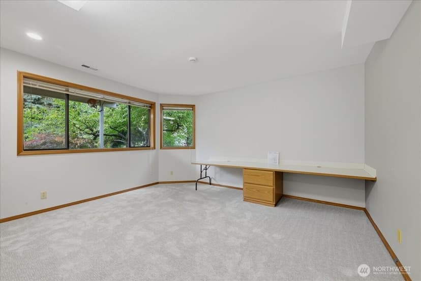 Property photo for 15508 72nd Avenue W, Edmonds photo 32