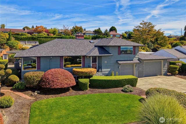 Property photo for 1245 S Fernside Drive, Tacoma