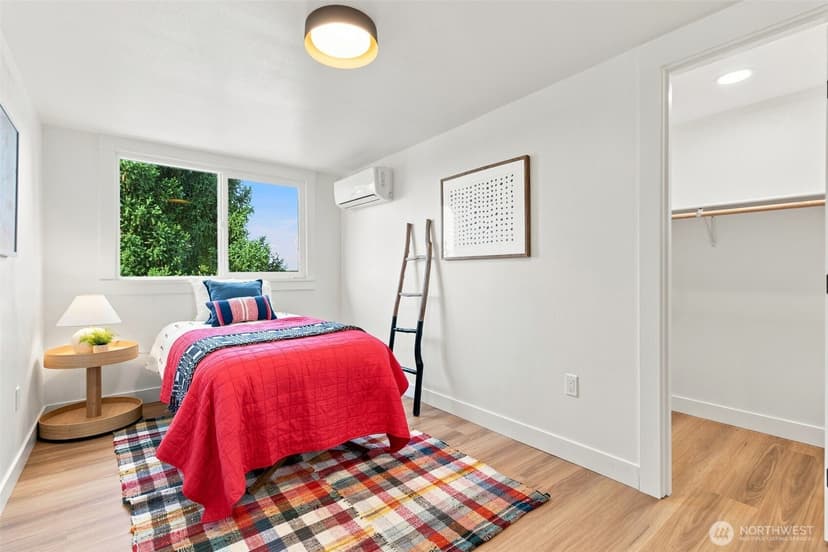 Property photo for 1712 30th Avenue S, Seattle photo 20