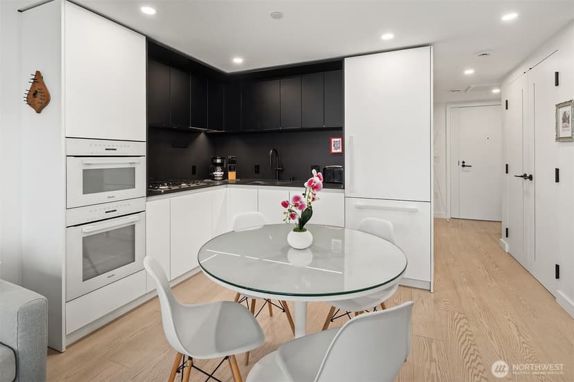 Property photo for 300 Virginia Street #2304, Seattle photo 4