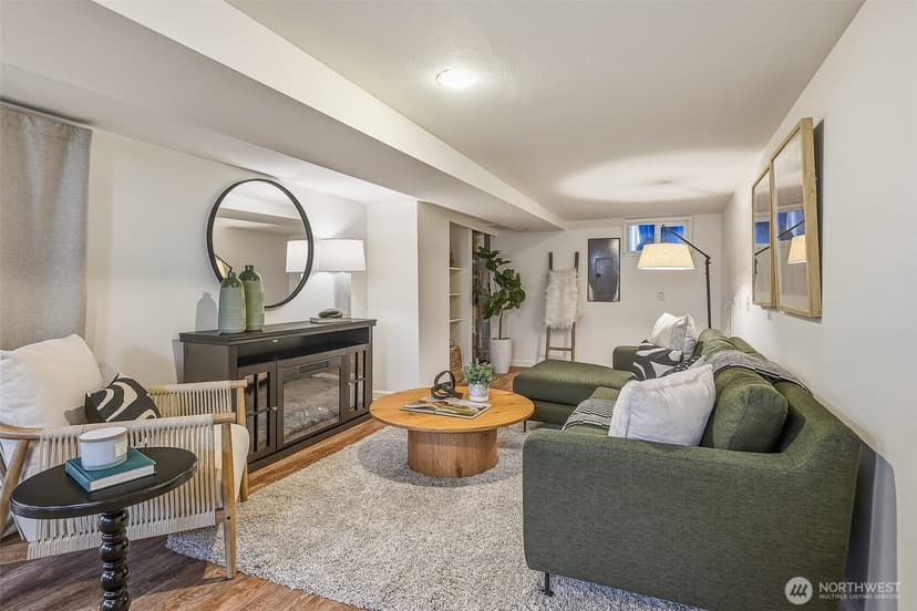 Property photo for 8115 12th Avenue SW, Seattle photo 19