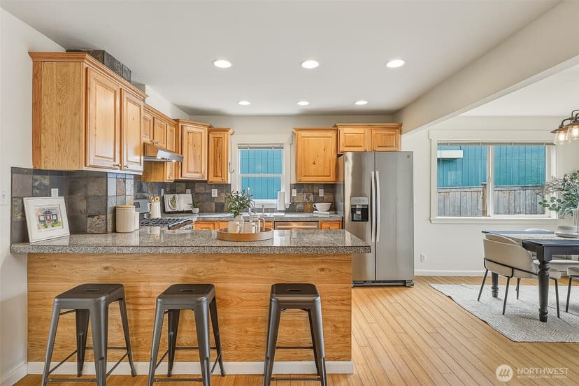 Property photo for 8115 12th Avenue SW, Seattle photo 8