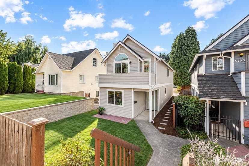 Property photo for 9751 Densmore Avenue N, Seattle