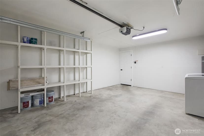 Property photo for 9751 Densmore Avenue N, Seattle photo 34