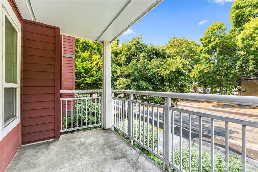Property photo for 2805 NE 125th Street #204, Seattle photo 13