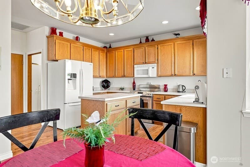 Property photo for 5103 80th Street SW, Lakewood photo 15