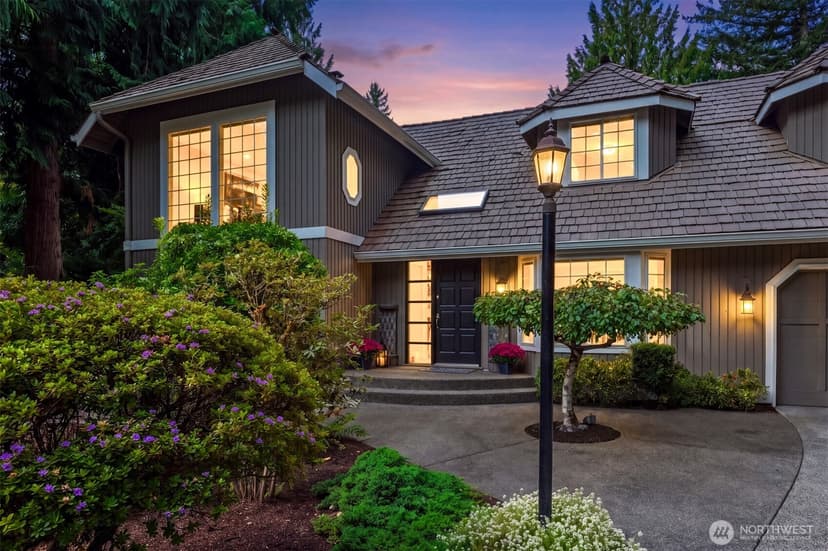 Property photo for 2037 213th Avenue NE, Sammamish photo 38
