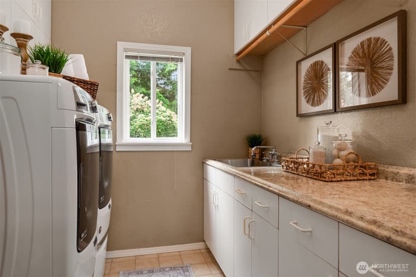 Property photo for 2037 213th Avenue NE, Sammamish photo 32