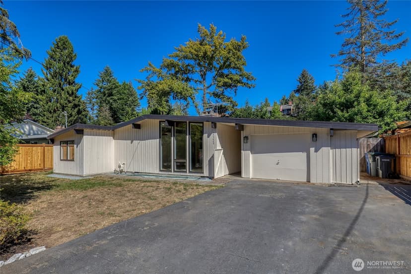 Property photo for 20224 1st Place S, Des Moines