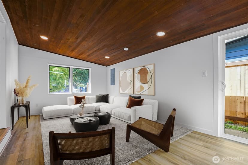 Property photo for 20224 1st Place S, Des Moines photo 10