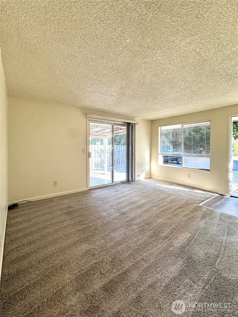 Property photo for 5005 88th Street NE #D, Marysville photo 2