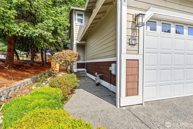 Property photo for 12305 Meridian Avenue S ##17, Everett photo 3