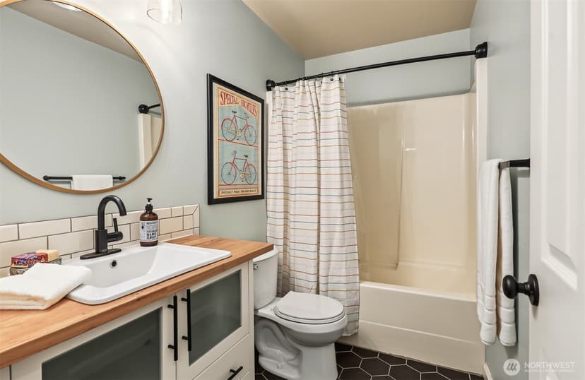 Property photo for 12305 Meridian Avenue S ##17, Everett photo 32