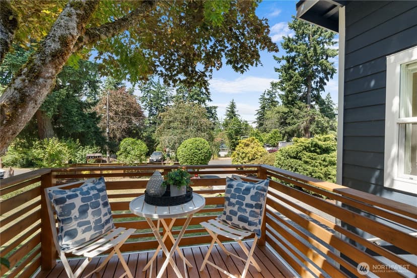 Property photo for 12032 38th Avenue NE, Seattle photo 37