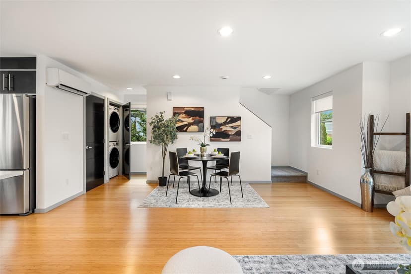 Property photo for 2301 NE 86th Street, Seattle photo 18
