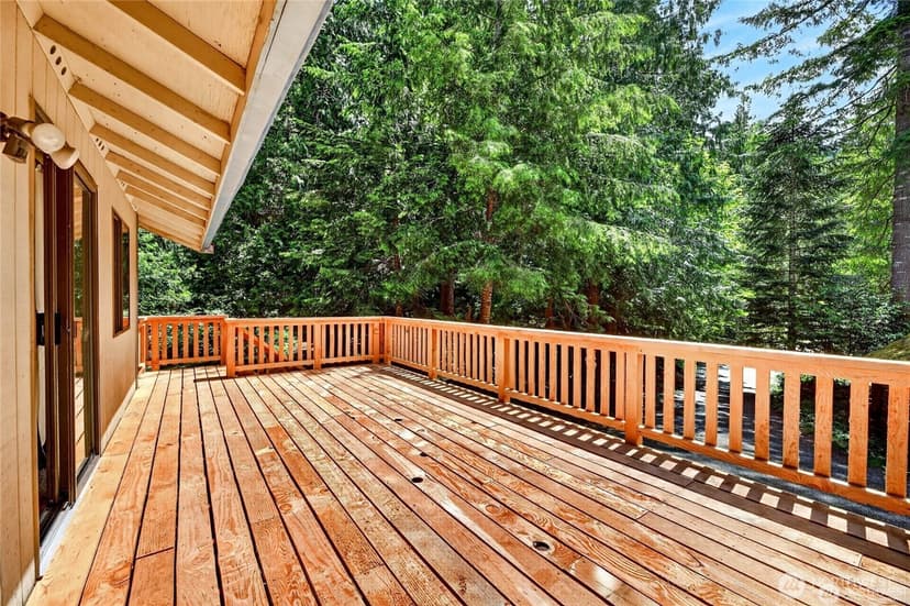 Property photo for 16928 464th Way SE, North Bend photo 35