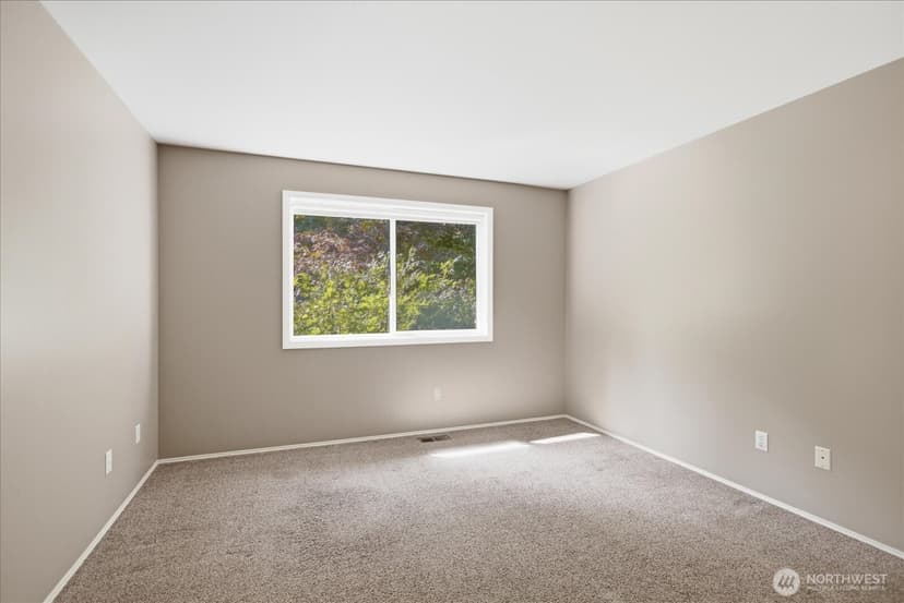 Property photo for 19023 201st Avenue NE, Woodinville photo 28