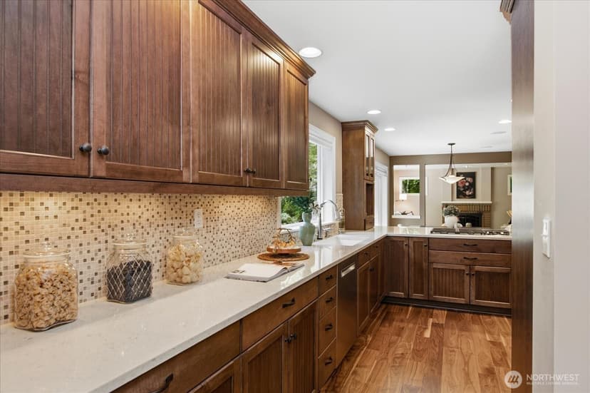 Property photo for 19023 201st Avenue NE, Woodinville photo 11