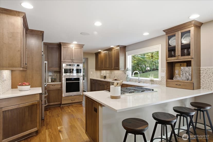 Property photo for 19023 201st Avenue NE, Woodinville photo 8