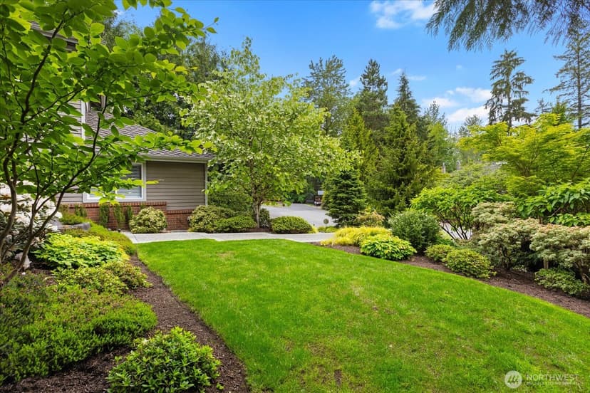Property photo for 19023 201st Avenue NE, Woodinville photo 31