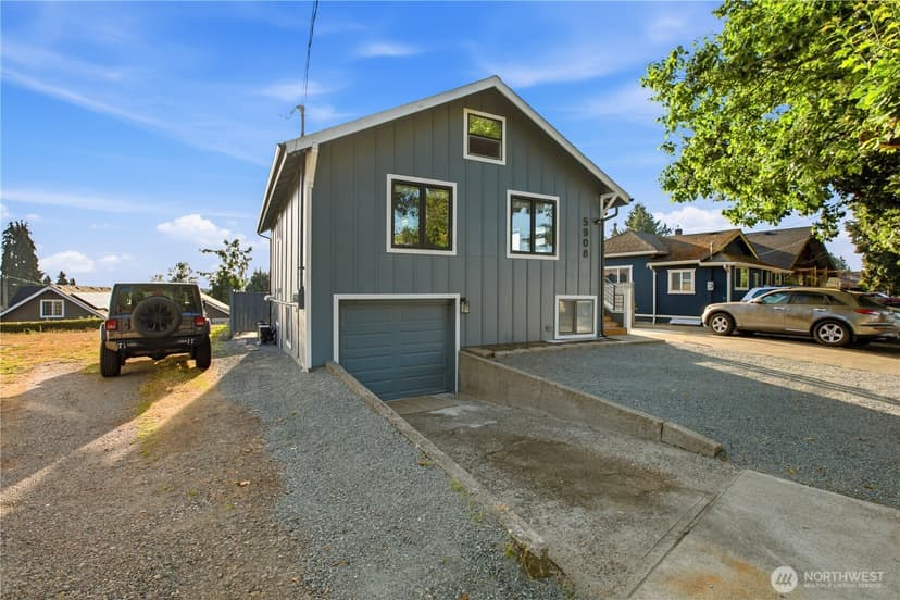 Property photo for 5908 Beacon Avenue S, Seattle photo 3