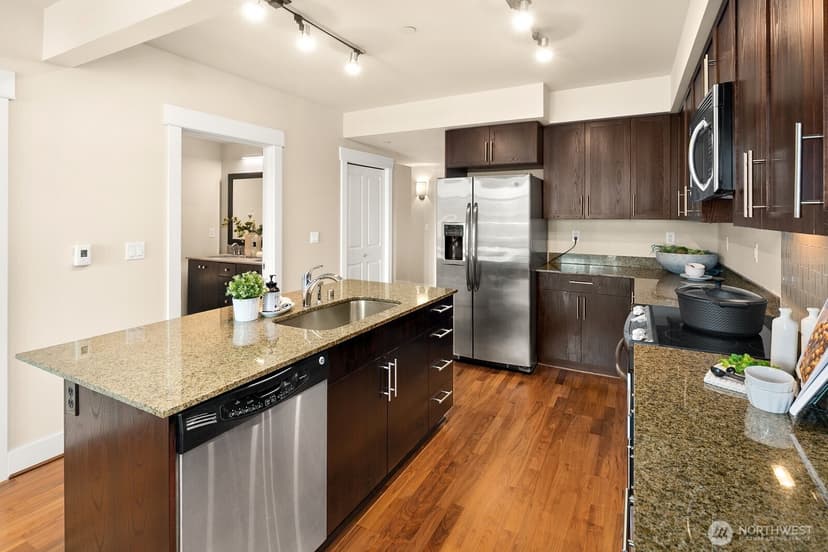 Property photo for 699 John Street #617, Seattle photo 7