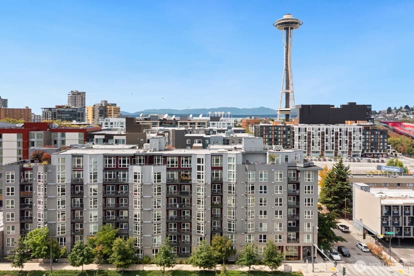 Property photo for 699 John Street #617, Seattle photo 2