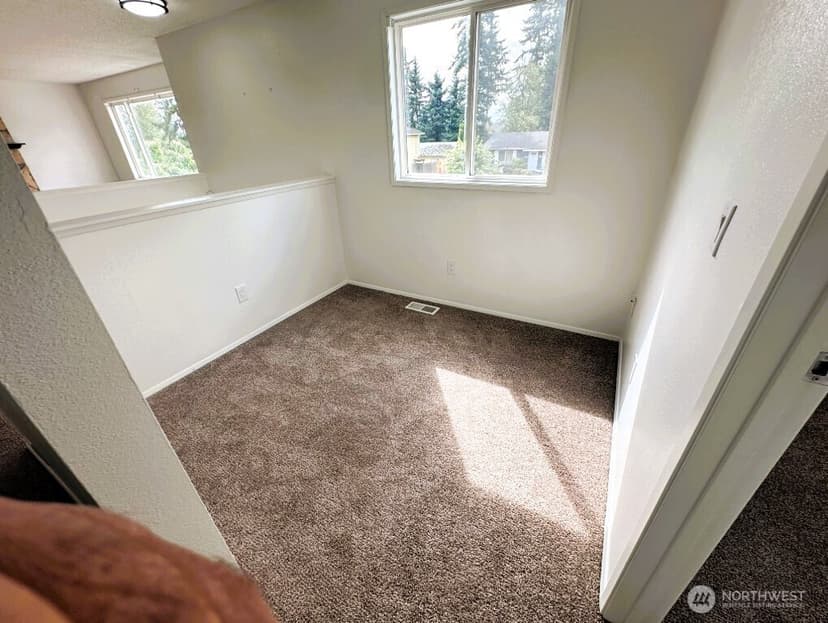 Property photo for 3415 158th Street SW, Lynnwood photo 9