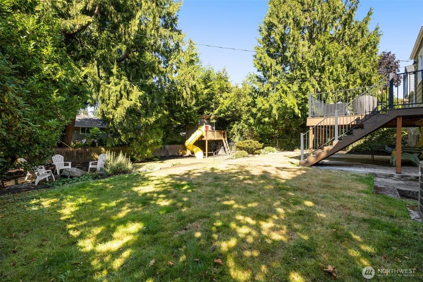 Property photo for 8039 40th Avenue NE, Seattle photo 21